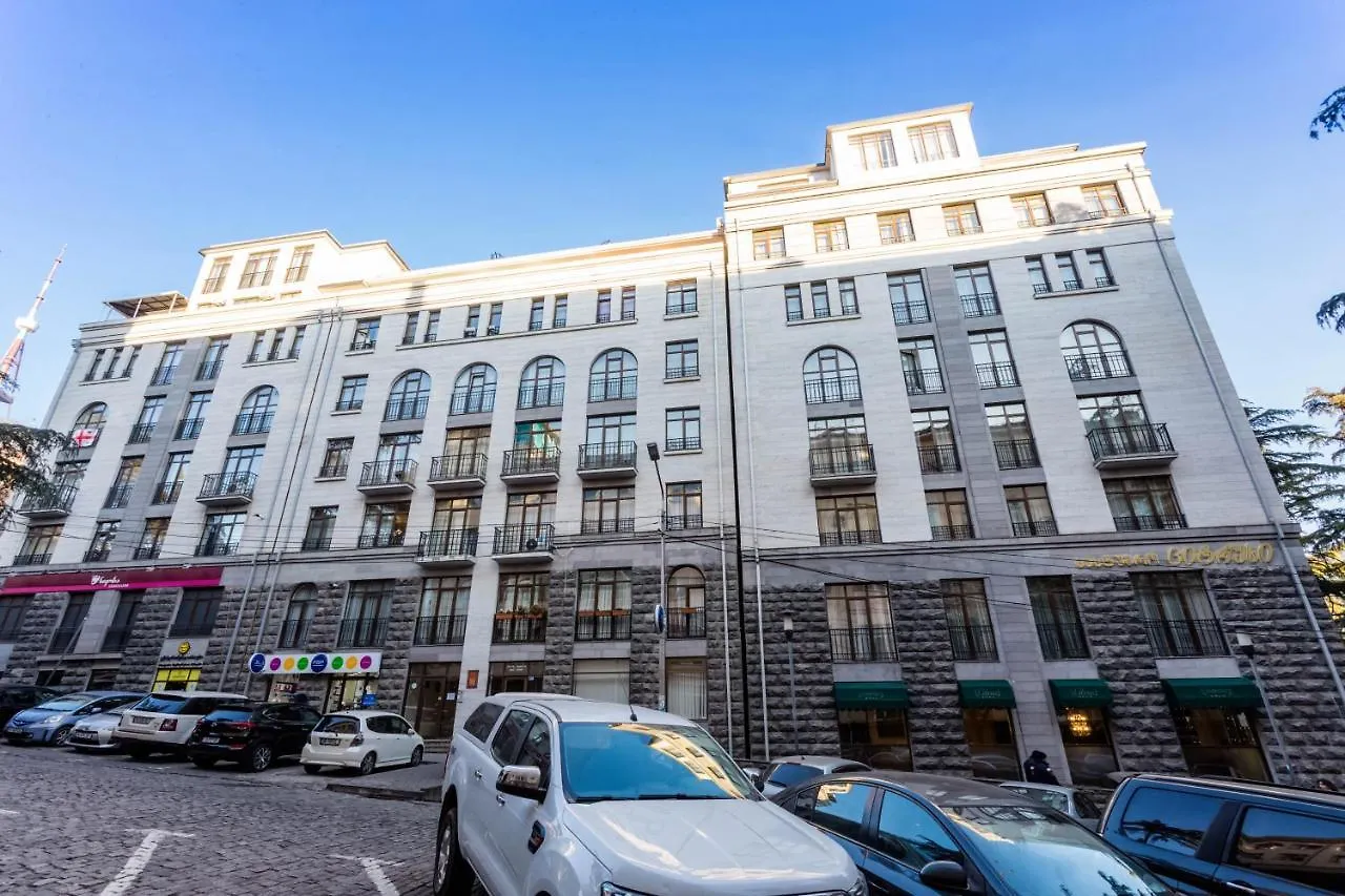 New!-Downtown Apartment Ll Тбилиси
