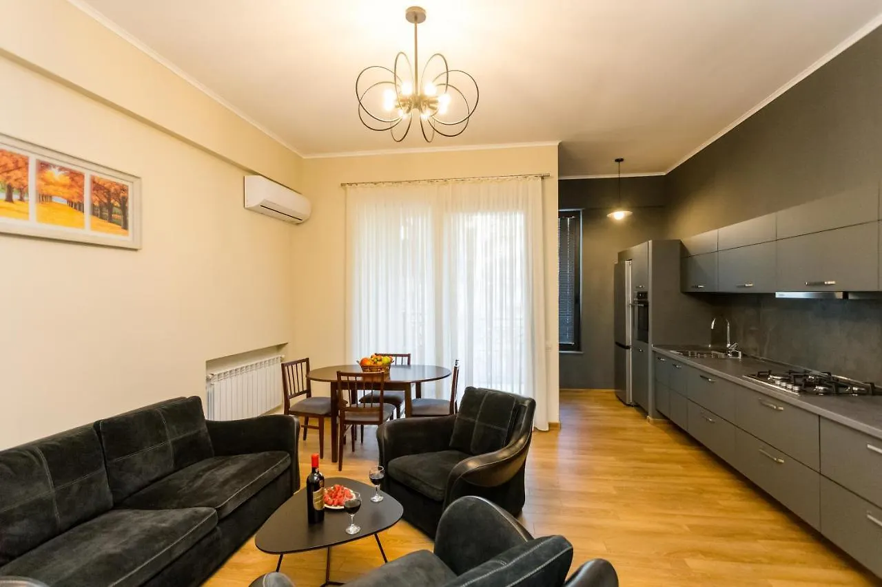 New!-Downtown Apartment Ll Tbiliszi 0*,